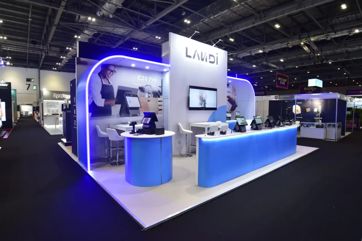 Landi stand build at trade show